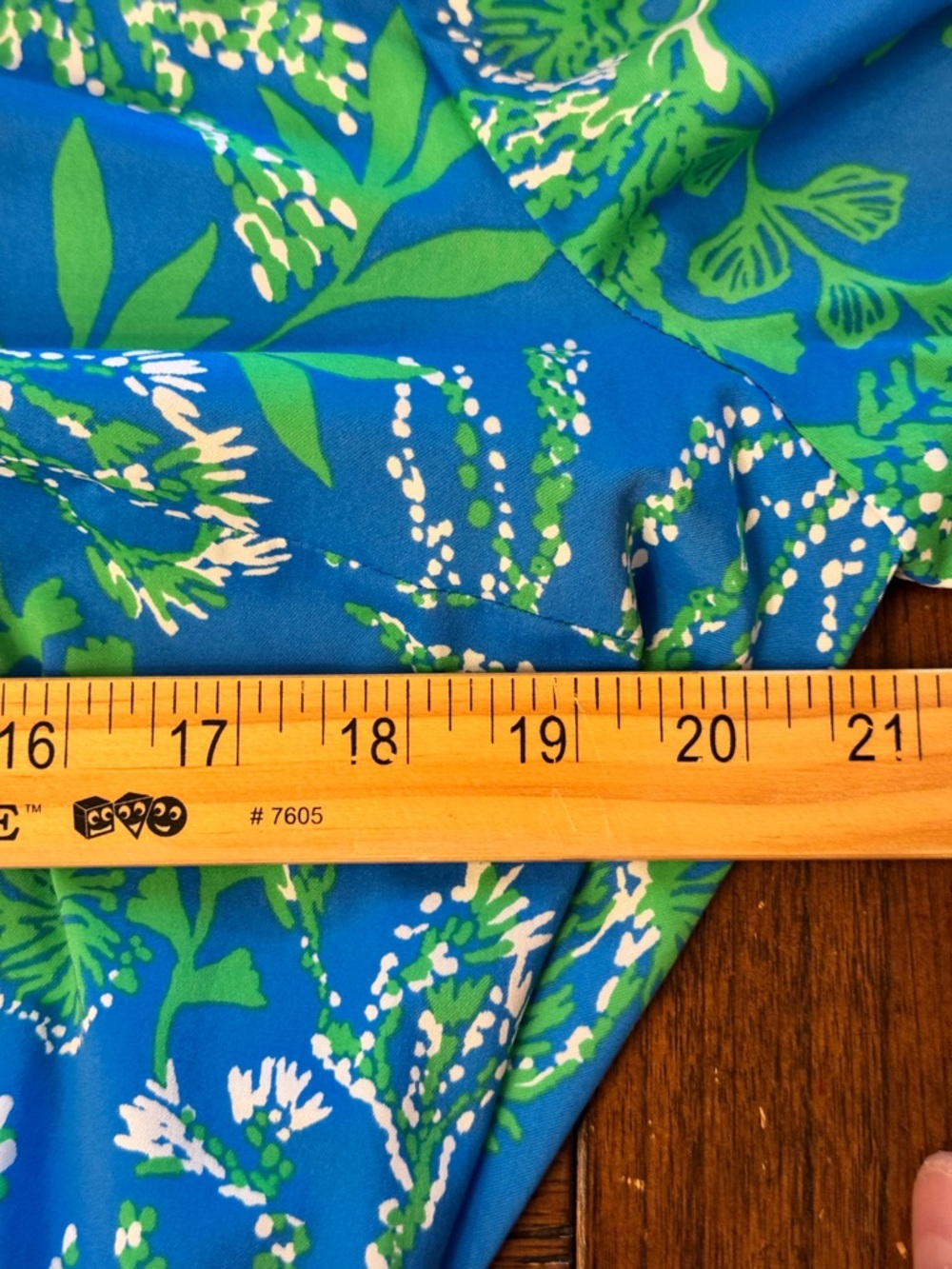 Lilly Pulitzer UPF 50+ Dress in “Briny Blue a Bit Salty” Print Sz L NWOT - Picture 11 of 13
